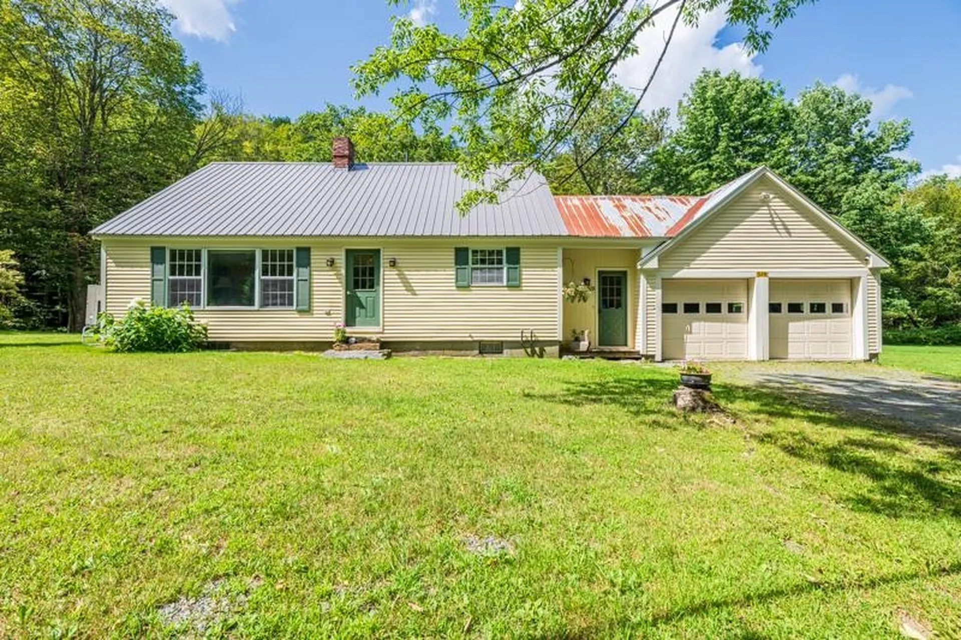 528 Vt Route 121 Windham VT 05148