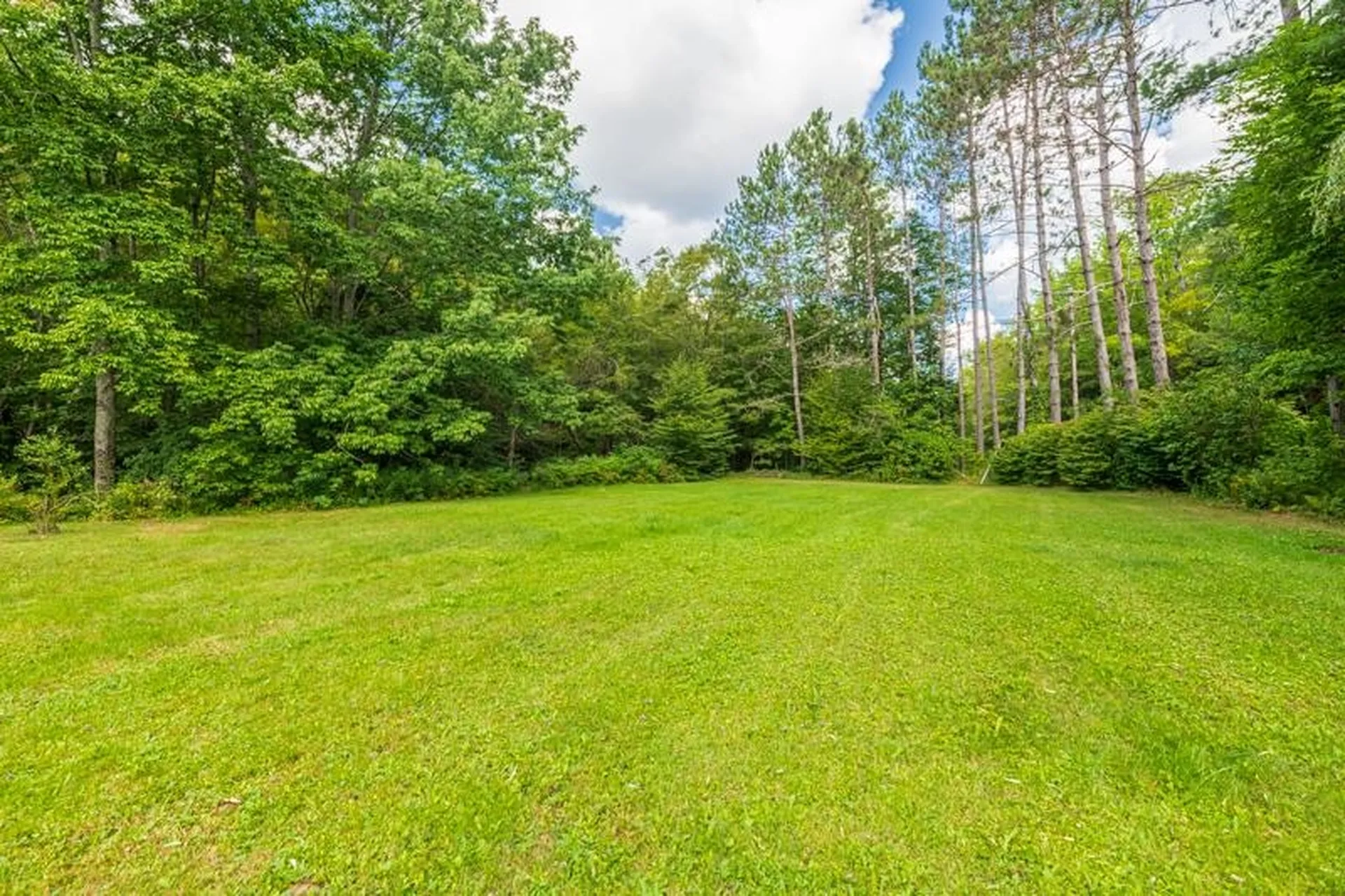 528 Vt Route 121 Windham VT 05148