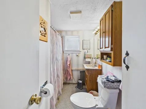 124 Philbrook Road Pittsburg NH 03592