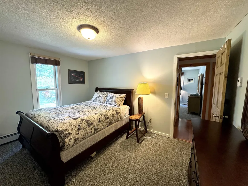17 South Hill Street Ludlow VT 05149