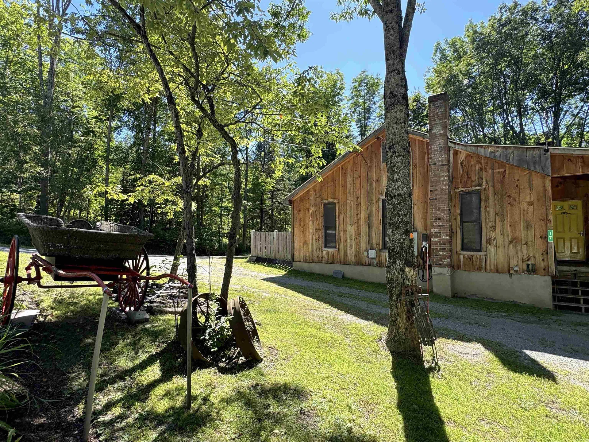 17 South Hill Street Ludlow VT 05149