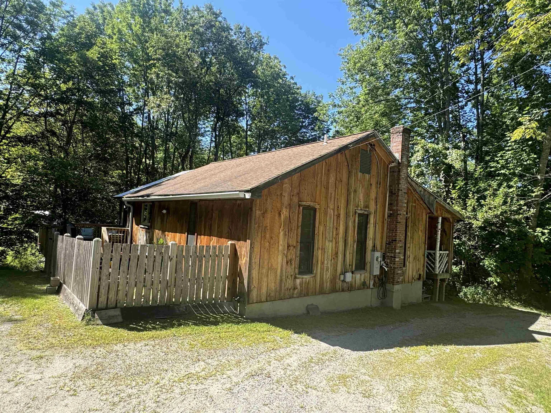 17 South Hill Street Ludlow VT 05149