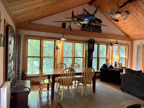 17 South Hill Street Ludlow VT 05149