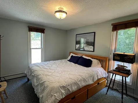 17 South Hill Street Ludlow VT 05149