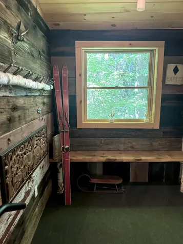 17 South Hill Street Ludlow VT 05149