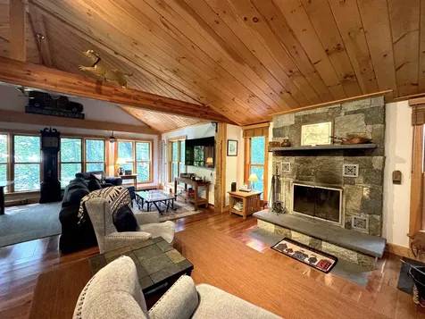 17 South Hill Street Ludlow VT 05149