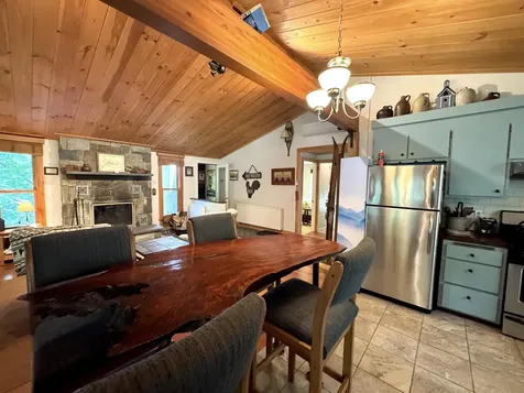 17 South Hill Street Ludlow VT 05149