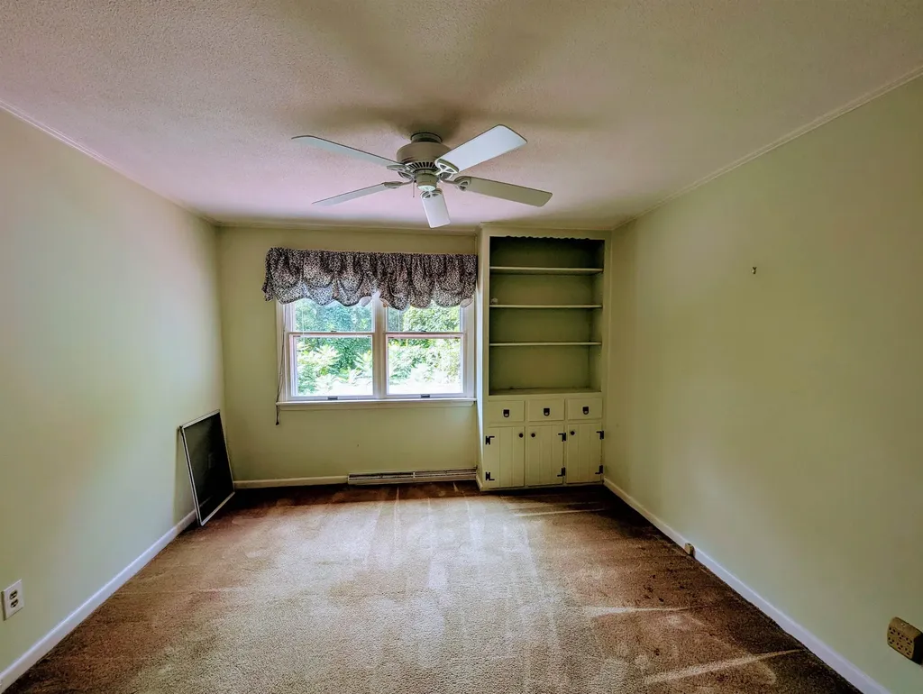 69 Stevens Road Charlestown NH 03603