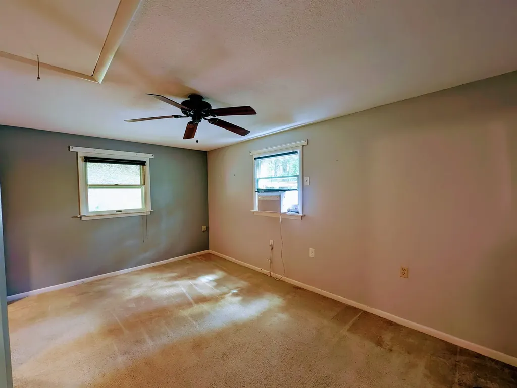 69 Stevens Road Charlestown NH 03603