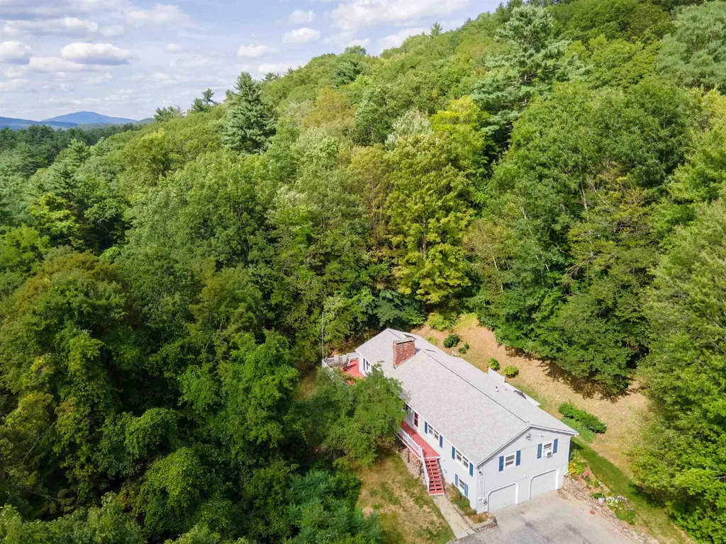 69 Stevens Road Charlestown NH 03603