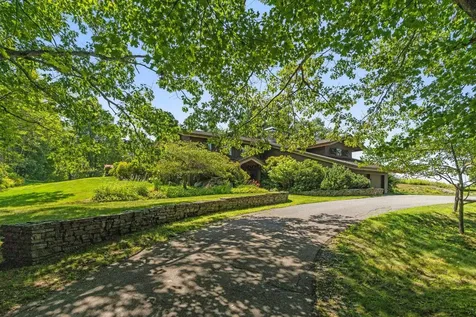 5 Saddle Run Road Hanover NH 03755