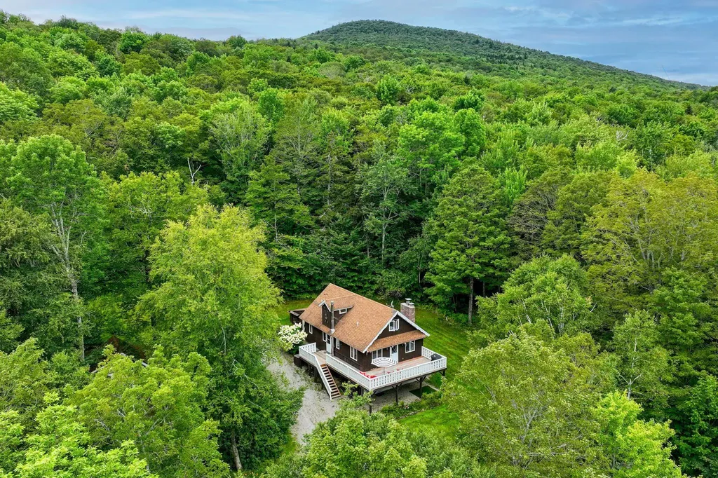 1923 North Hill Road Andover VT 05143