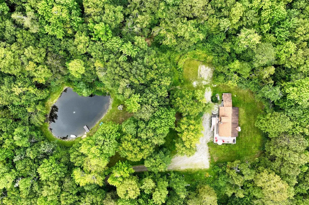 1923 North Hill Road Andover VT 05143