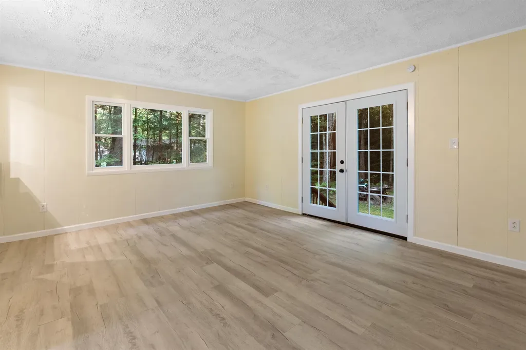 60 Sugar Hill Road Swanzey NH 03446