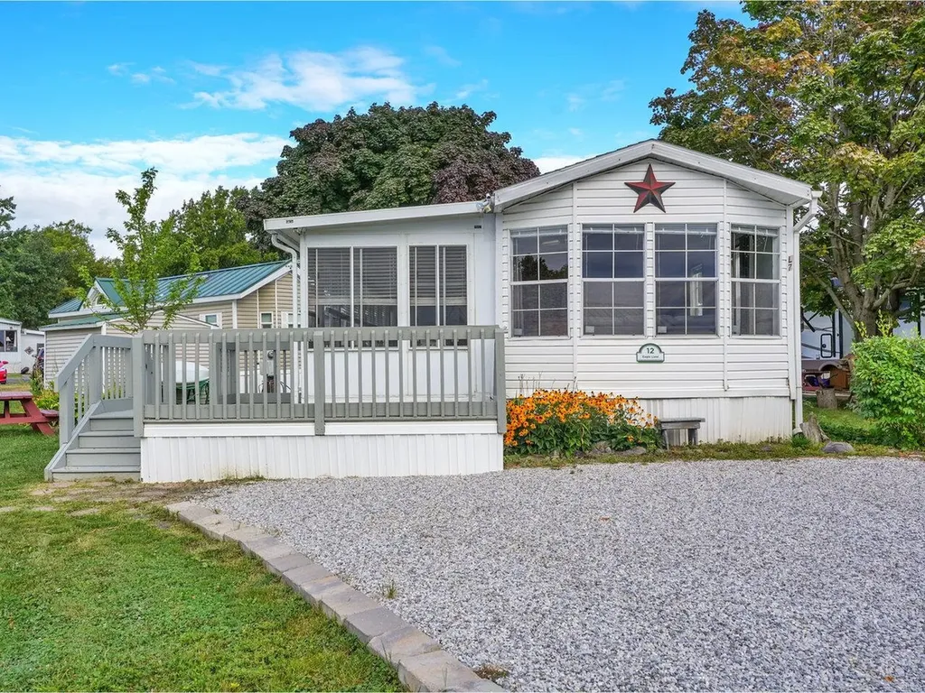 12 Eagle Lane South Hero VT 05486
