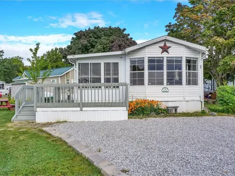 12 Eagle Lane South Hero VT 05486