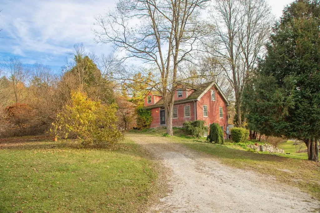 127 Clarendon Springs Lane Clarendon VT 05777