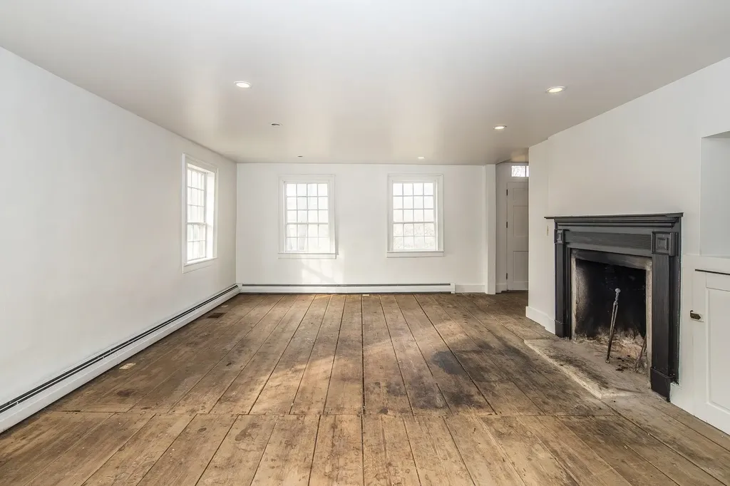 127 Clarendon Springs Lane Clarendon VT 05777