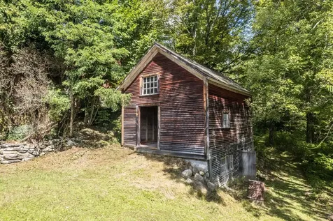 127 Clarendon Springs Lane Clarendon VT 05777