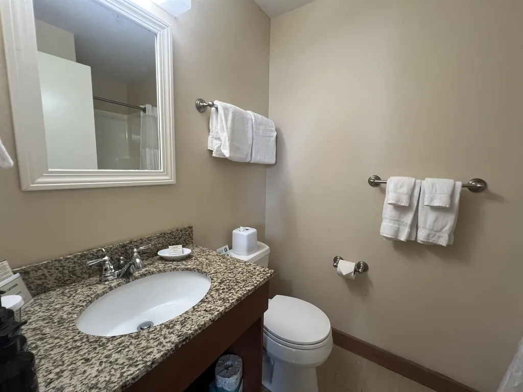 357/359, Qtr 2 Grand Summit Way Dover VT 05356