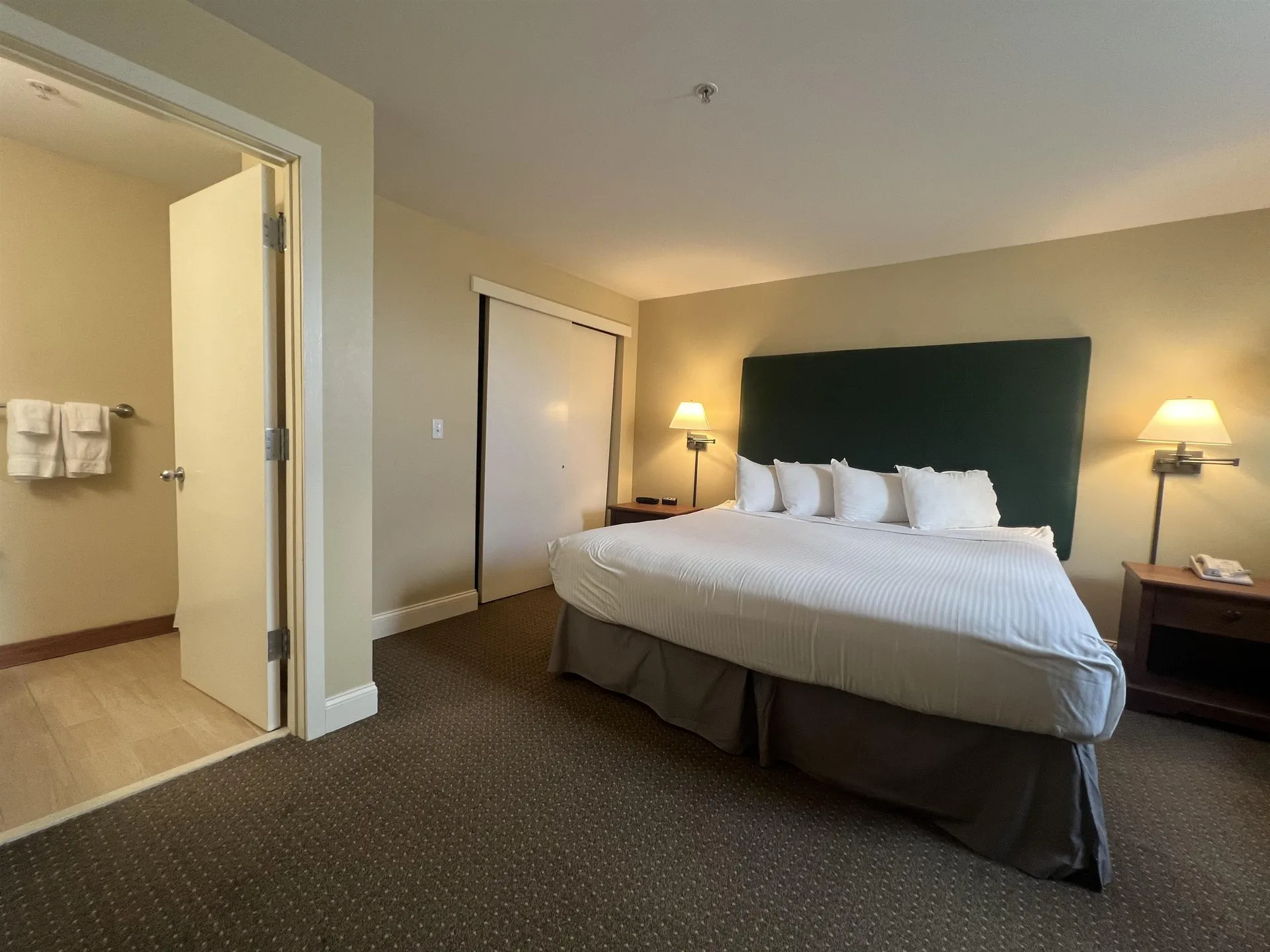 357/359, Qtr 2 Grand Summit Way Dover VT 05356