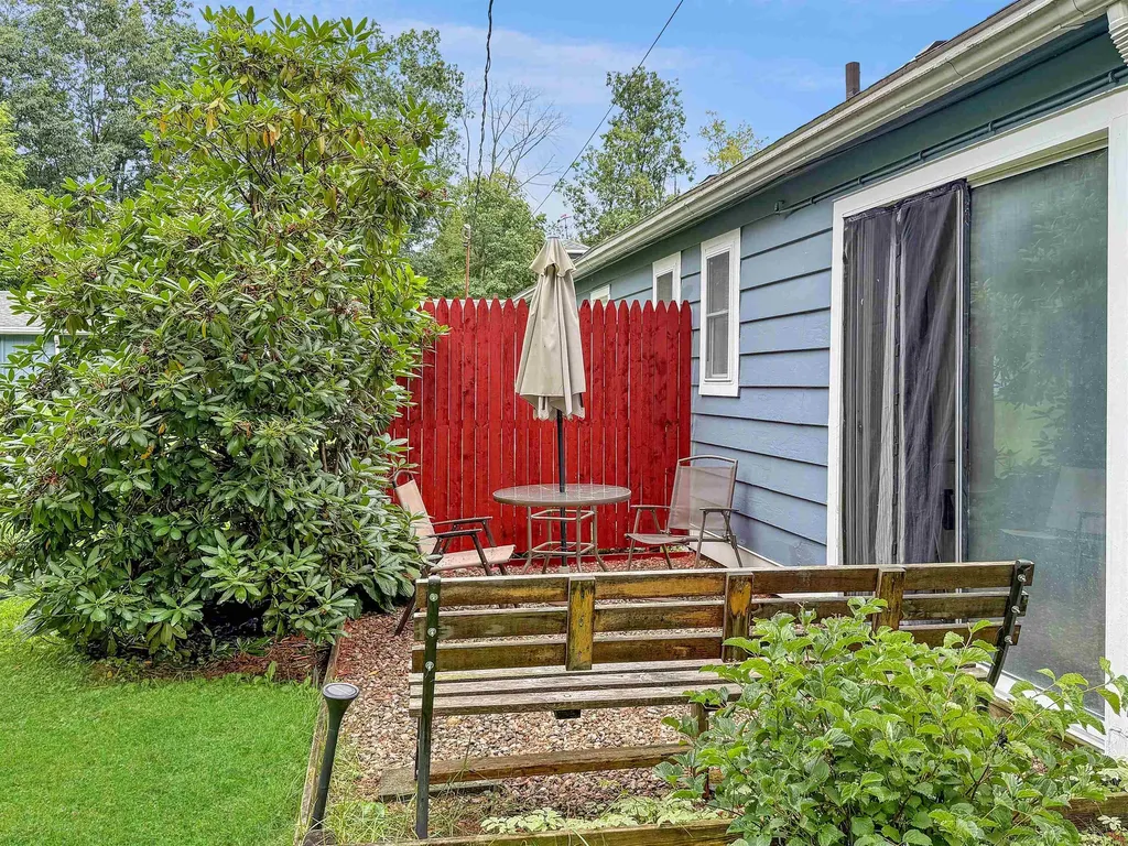 4325 Vt Route 7a Shaftsbury VT 05262