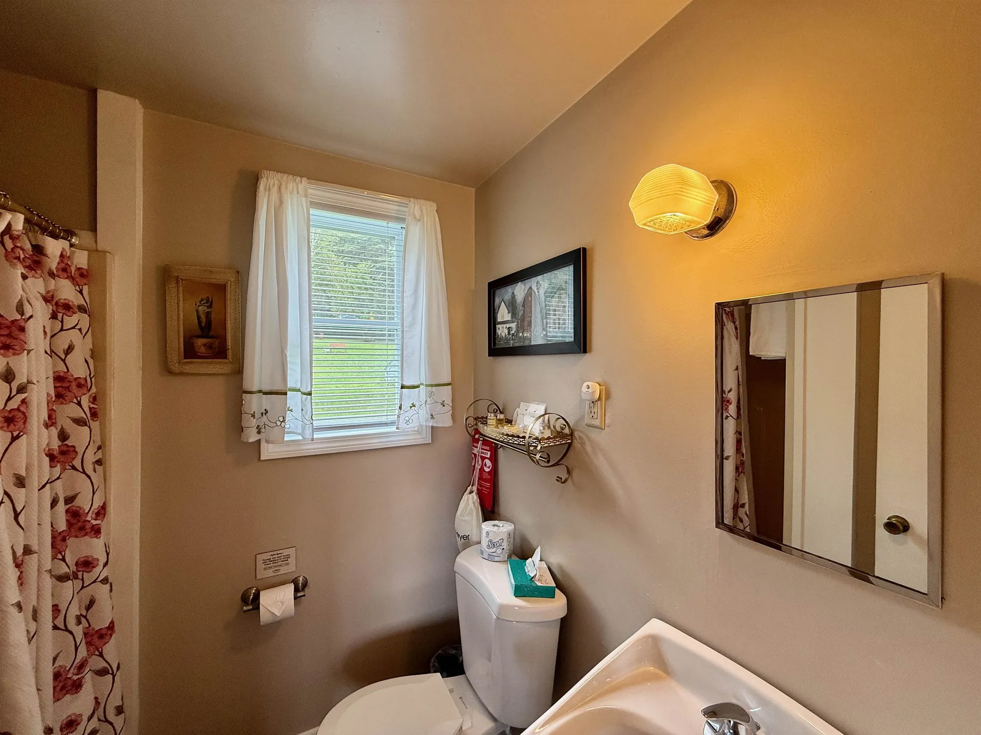 4325 Vt Route 7a Shaftsbury VT 05262