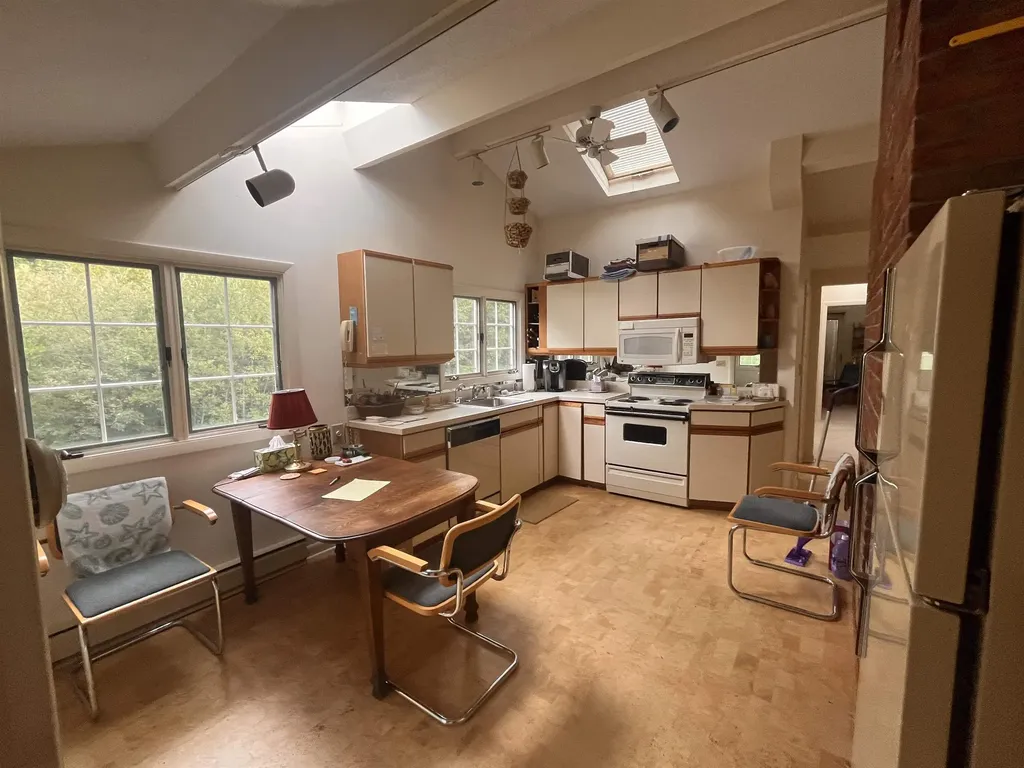 102 Snowshoe Drive Waitsfield VT 05673