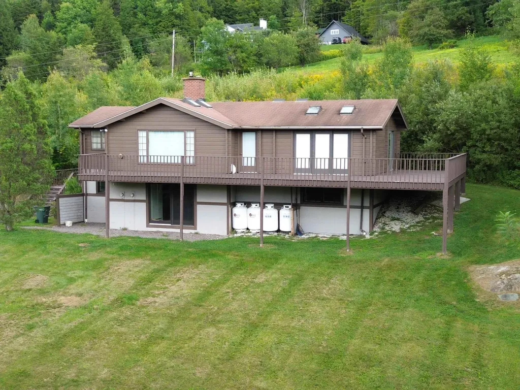 102 Snowshoe Drive Waitsfield VT 05673