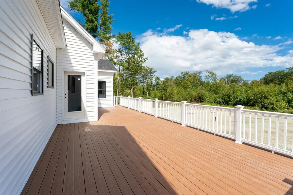 32 Colby Farm Road Chester NH 03036