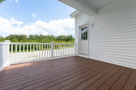 32 Colby Farm Road Chester NH 03036