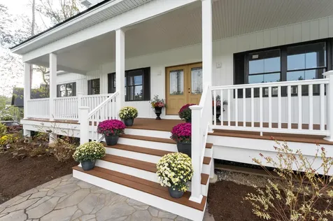 32 Colby Farm Road Chester NH 03036