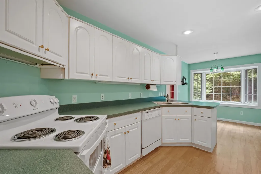 34 Foxglove Lane Franconia NH 03580