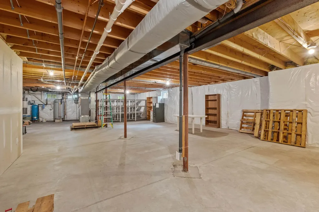 34 Foxglove Lane Franconia NH 03580