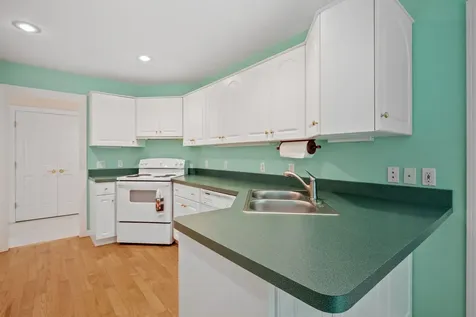 34 Foxglove Lane Franconia NH 03580