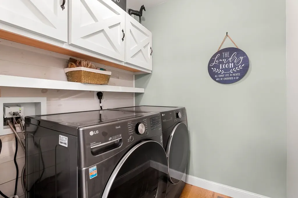 6 Hayden Place Newmarket NH 03857