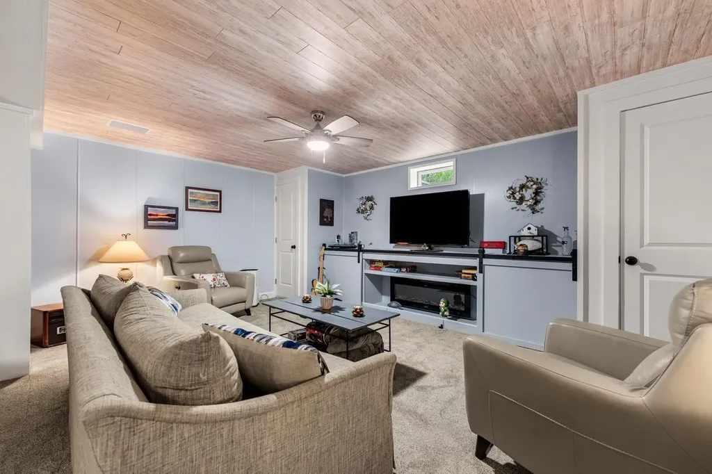 6 Hayden Place Newmarket NH 03857