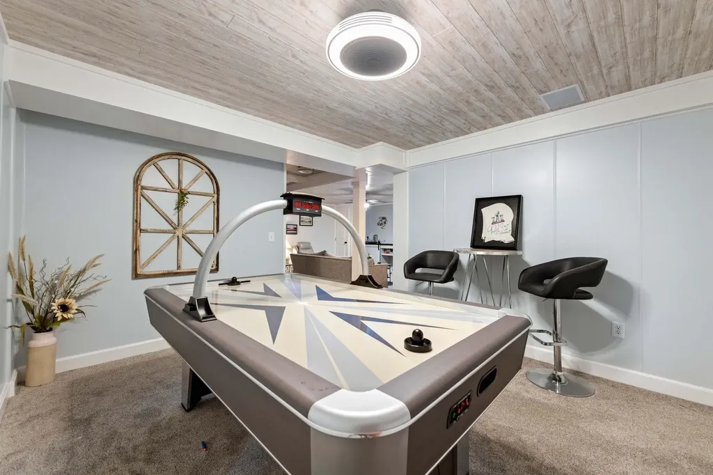 6 Hayden Place Newmarket NH 03857