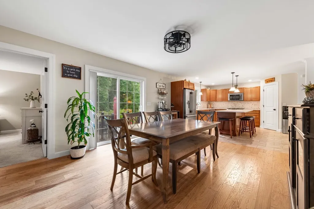 6 Hayden Place Newmarket NH 03857