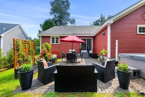 6 Hayden Place Newmarket NH 03857