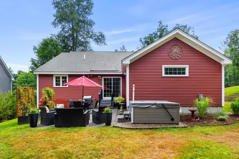 6 Hayden Place Newmarket NH 03857
