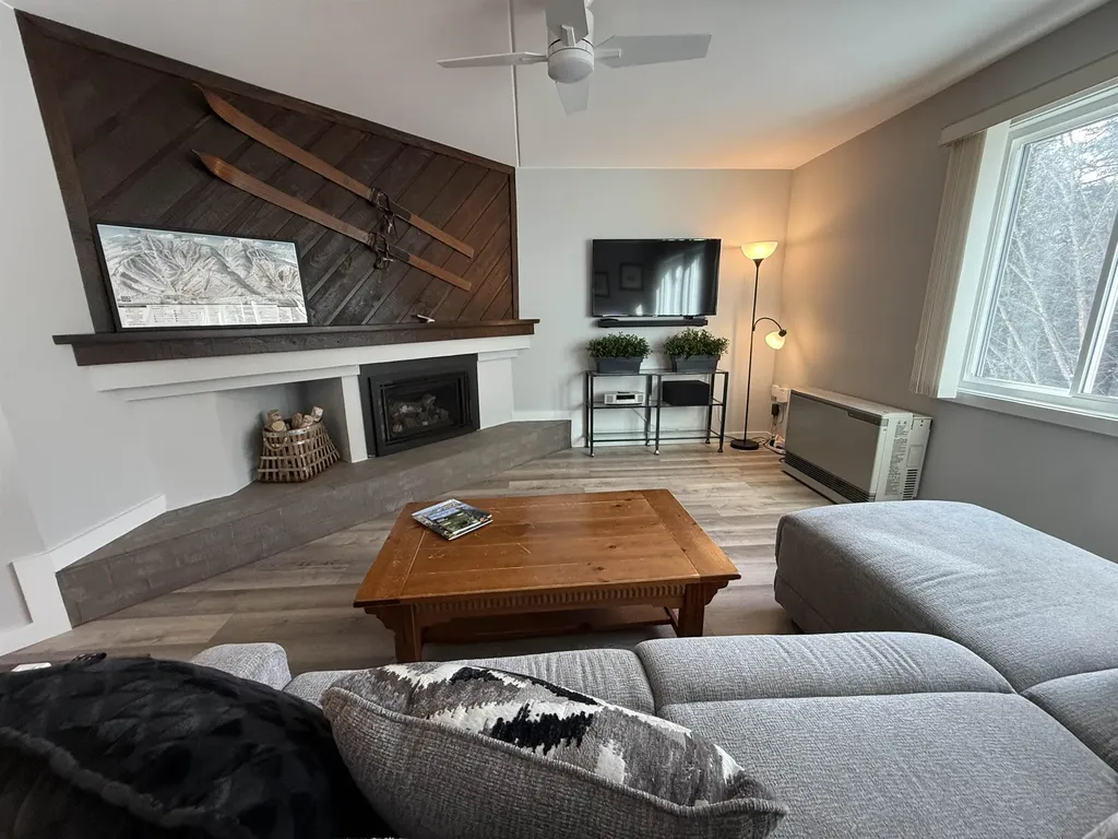 101 Bridges Circle Warren VT 05674