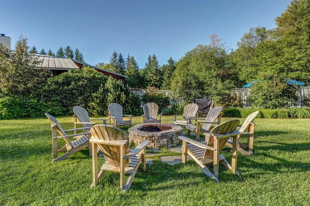 101 Bridges Circle Warren VT 05674