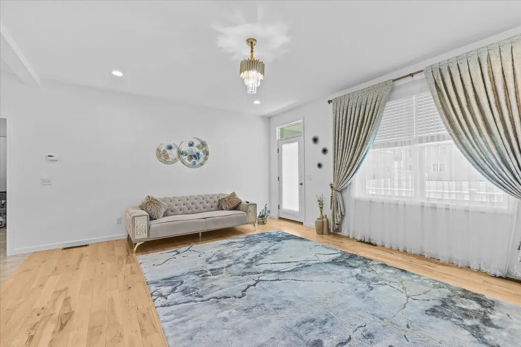 139 Wildlife Loop Colchester VT 05446