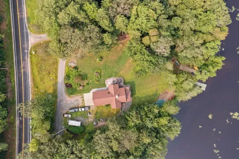 495 Chesham Road Harrisville NH 03450