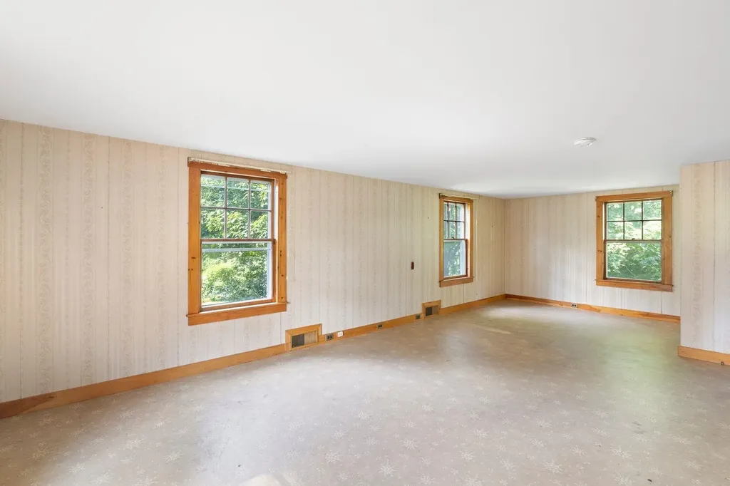 177 Fairview Street Brattleboro VT 05301