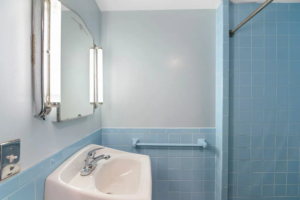 177 Fairview Street Brattleboro VT 05301