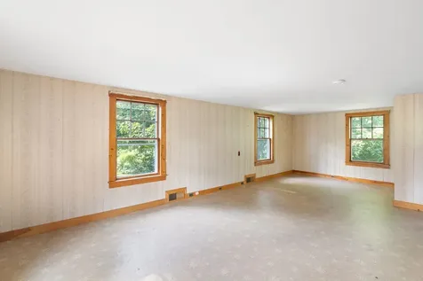 177 Fairview Street Brattleboro VT 05301