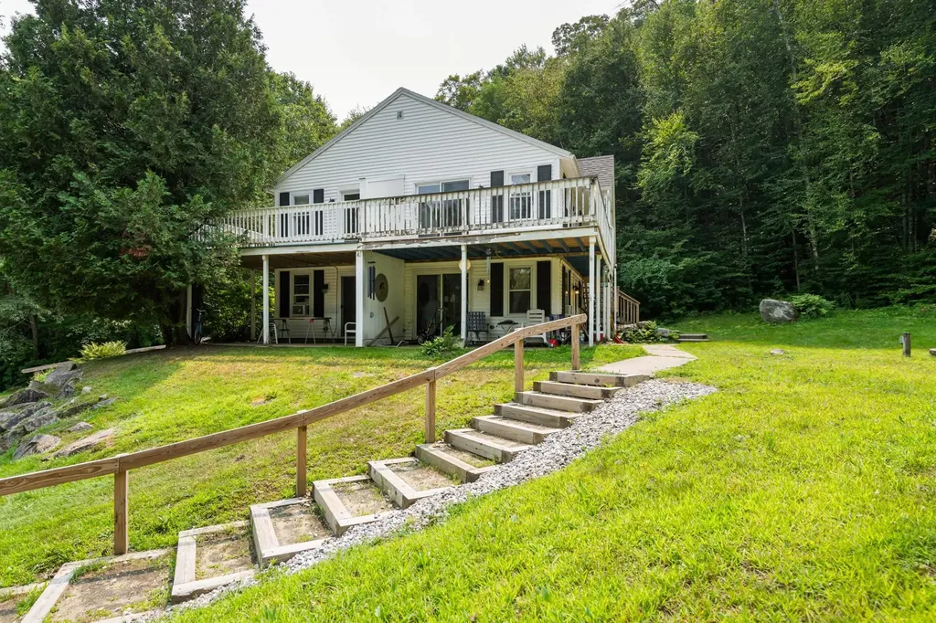 33 Plaza Village Road Plymouth NH 03264