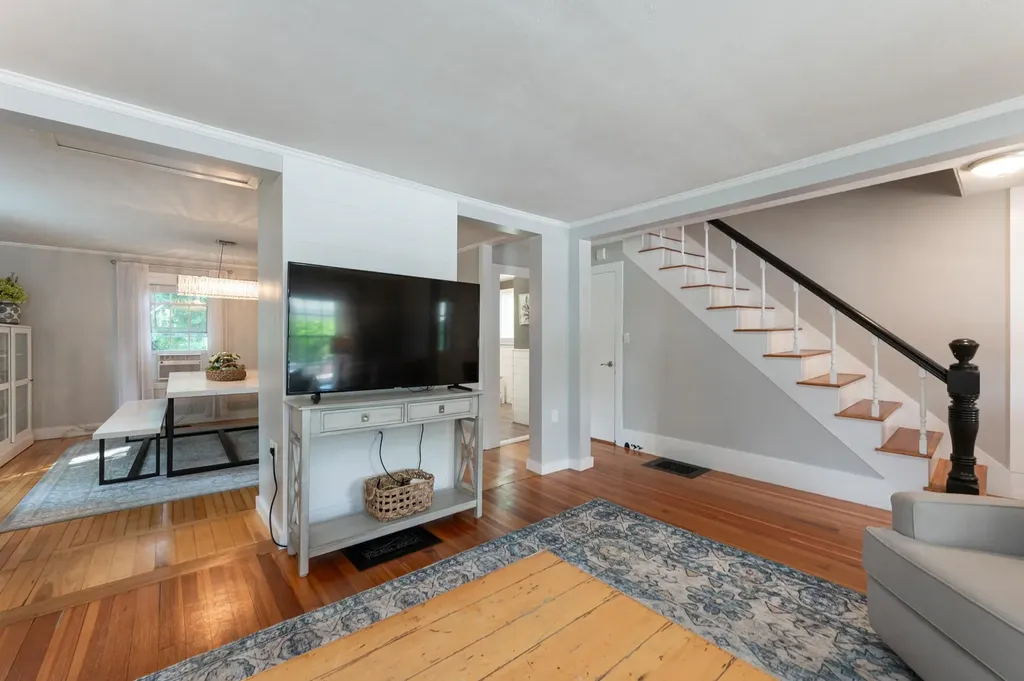 62 Epping Road Exeter NH 03833